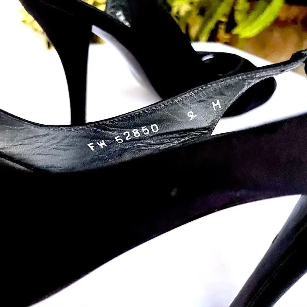 Stuart Weitzman peep Toe Sling-Back Heels - Picture 9 of 11